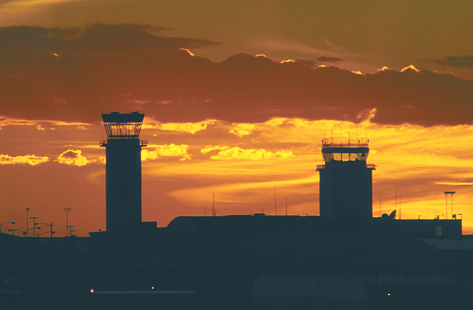Airport sunset, 2006